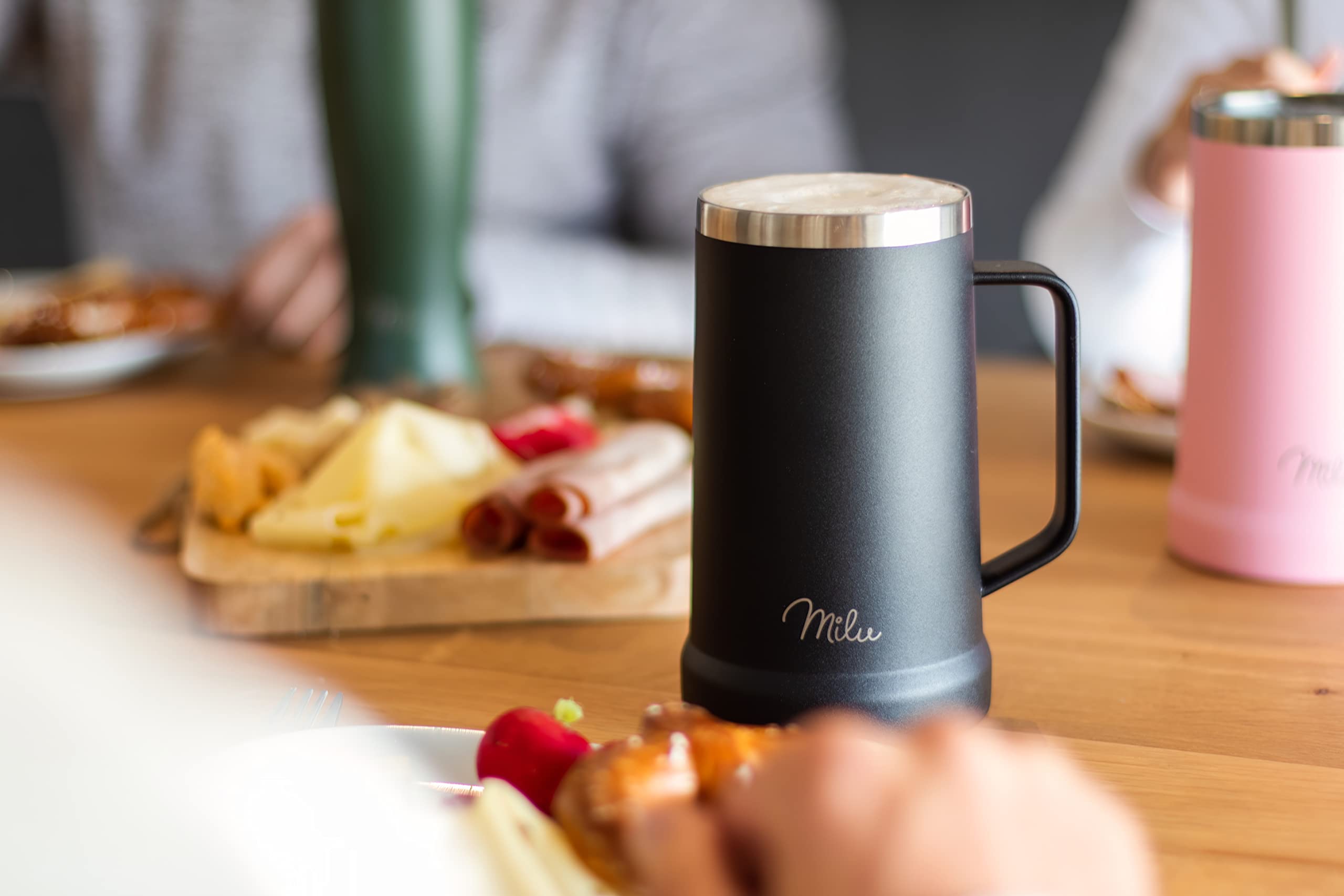 Milu Bierkrug Edelstahl isoliert mit Deckel, 700 ml